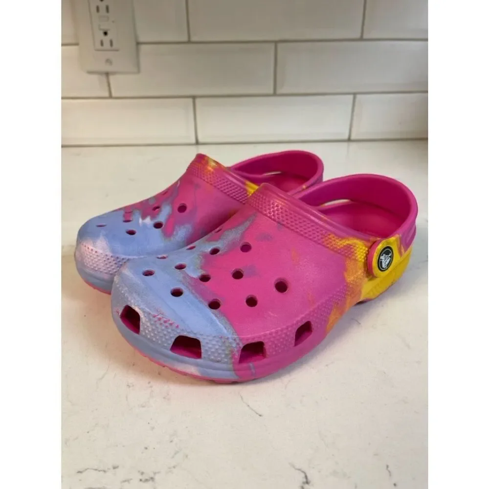 Crocs Kids' Classic Ombre Clog Sandals Size Junior 2 - Color Juice / Multi
